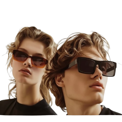 Casal usando óculos com lentes polarizadas e fotossensíveis